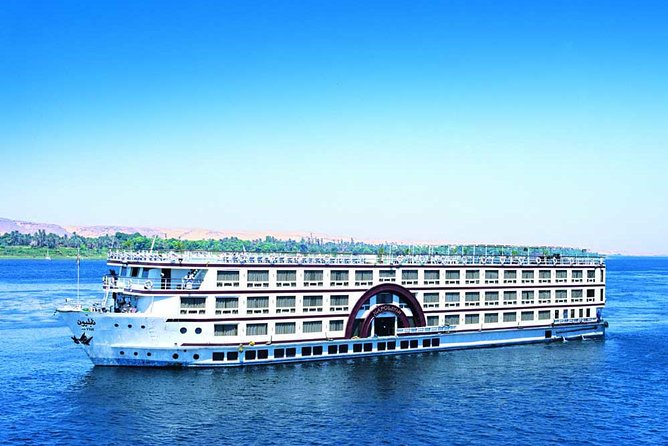 Sail toward Hatshepsut }}