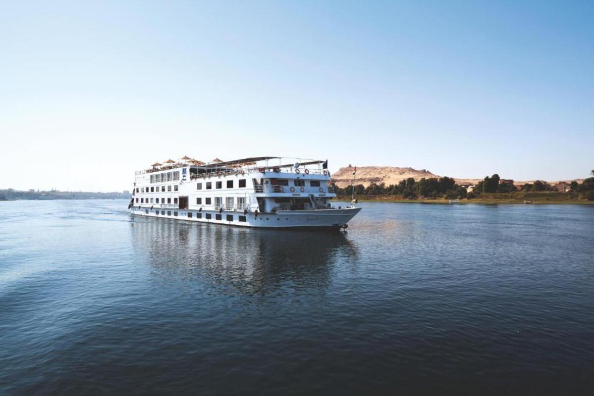 The Horus Nile Cruise }}