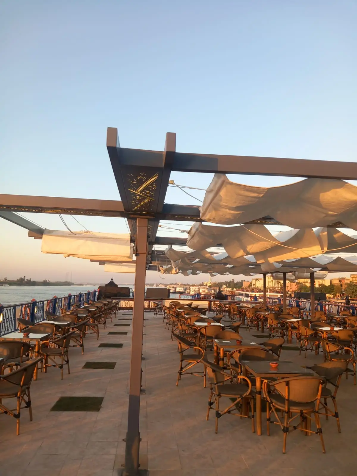 nile-river-cruise }}