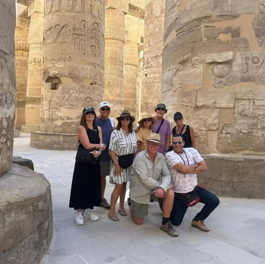 karnak-temple }}