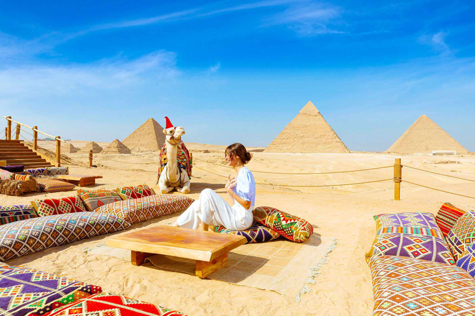 Anubis in Cairo! }}