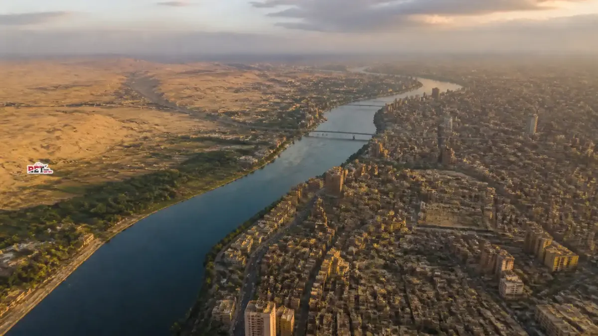 where is Cairo located in Egypt