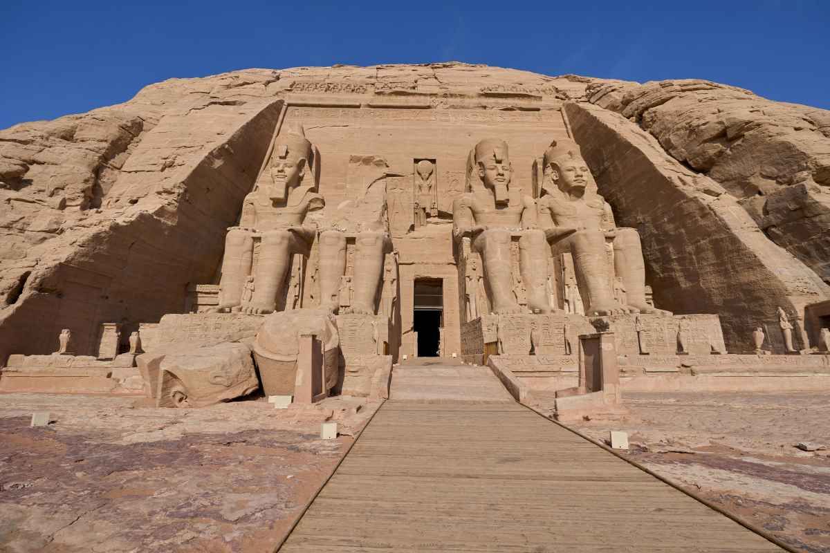 Aswan to Luxor Cruise with Abu Simbel Tour Adventure